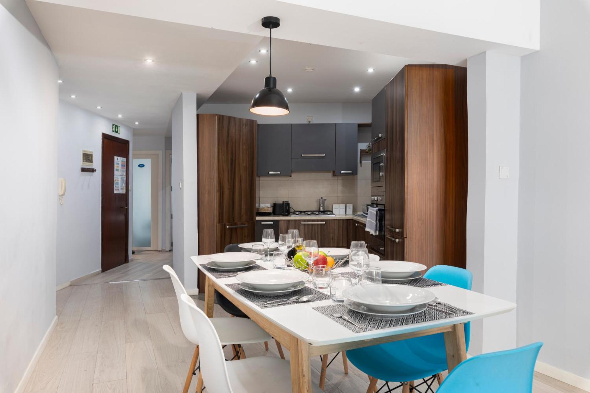 Modern 3 Bedroom & 3 Bathroom Apartment - Near Balluta Bay Saint Julian's Exterior photo